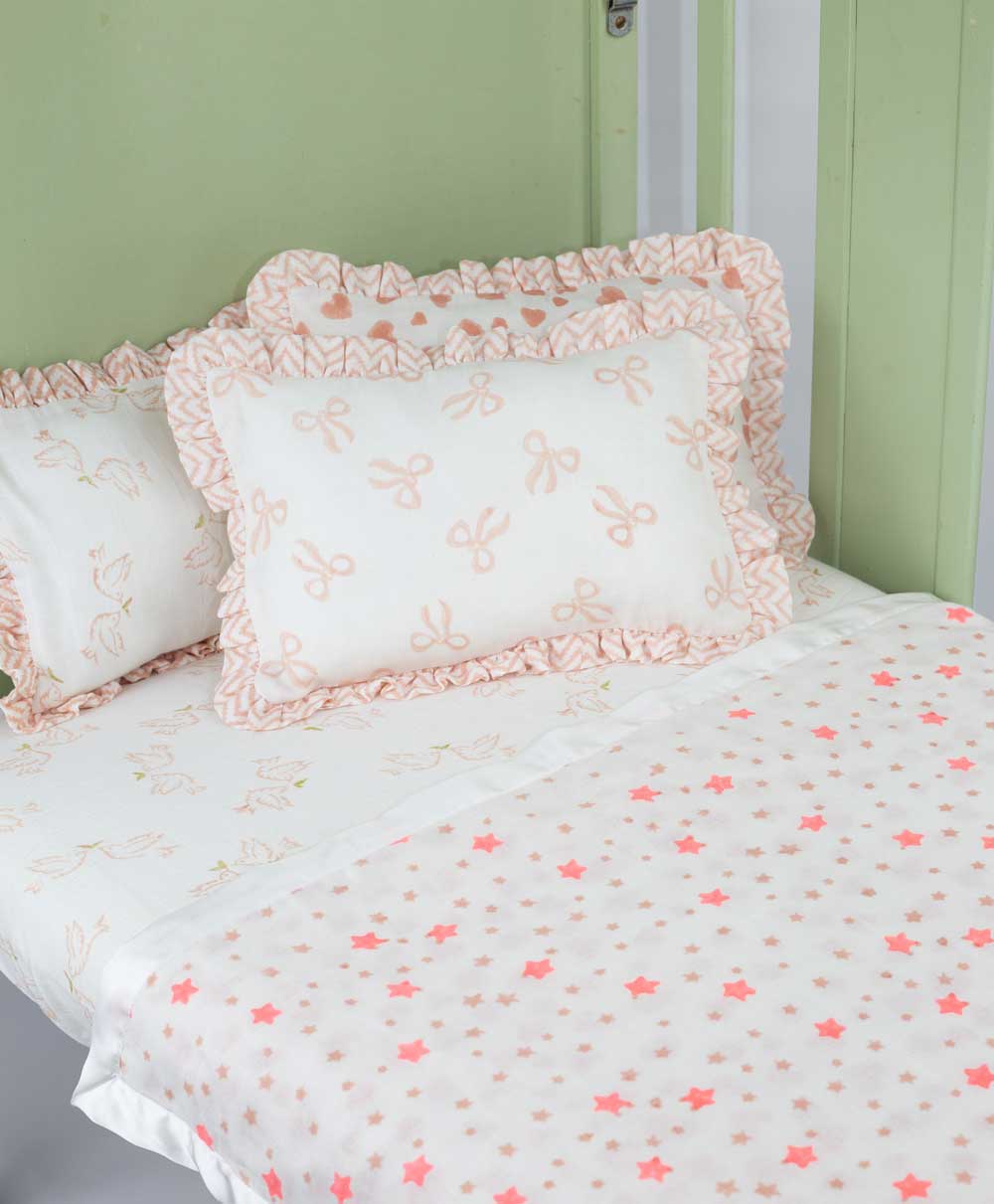 Muslin Ruffle Mini Pillow