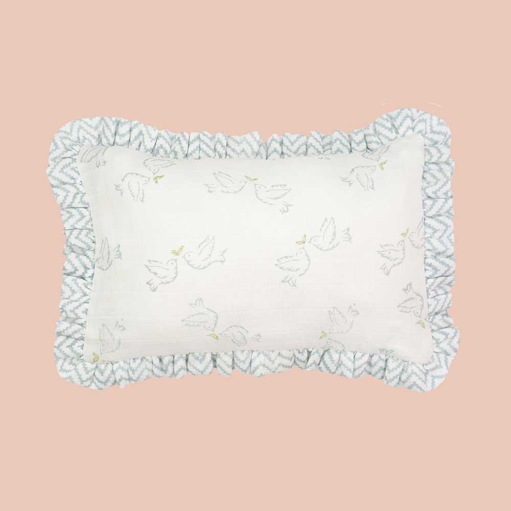 Muslin Ruffle Mini Pillow