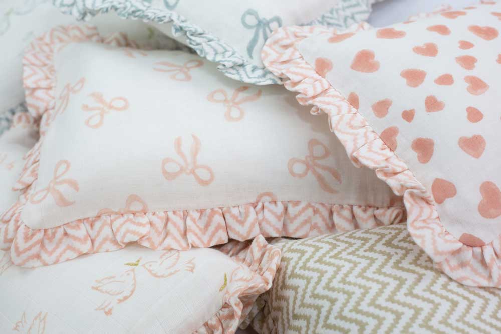 Muslin Ruffle Mini Pillow